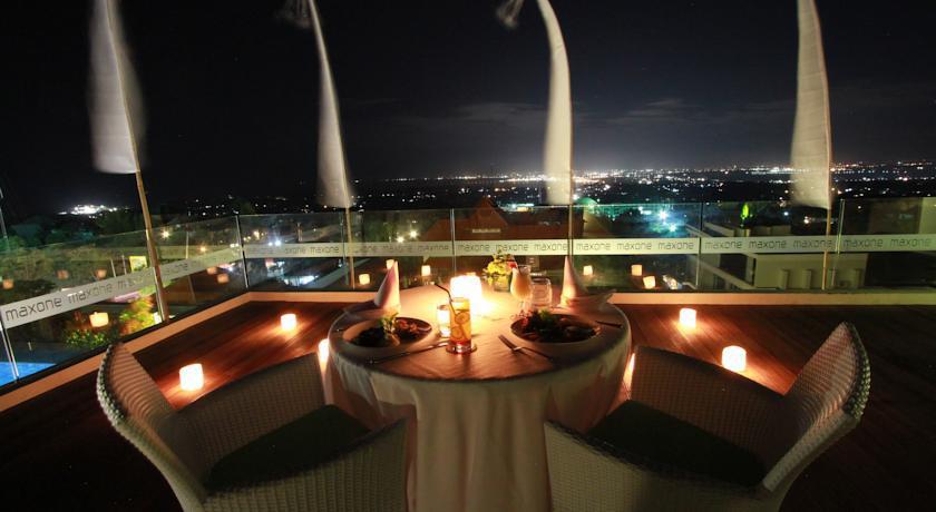 Maxonehotels At Bukit 3*
